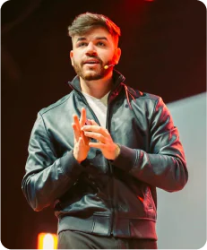 SC01_dobra02_henrique-marinho.png